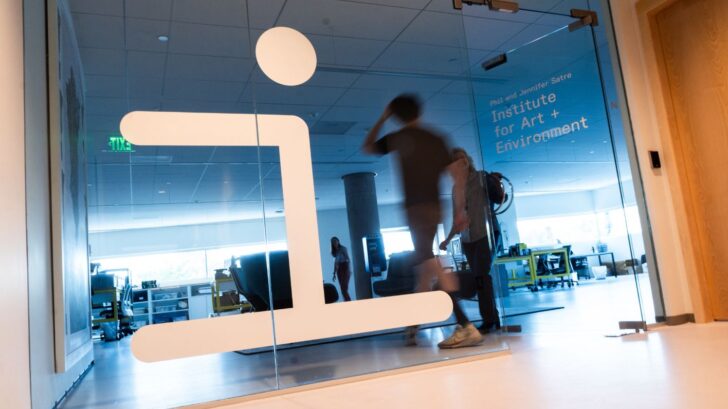 Archive Collections and Research Library