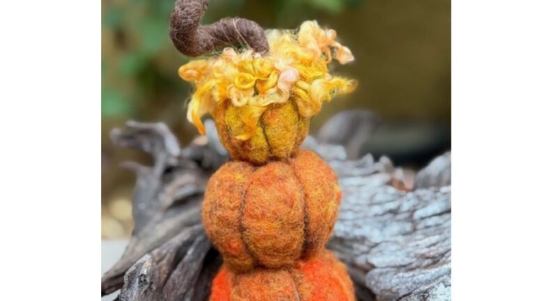 Intro to Needle Felting: Pumpkin Tower